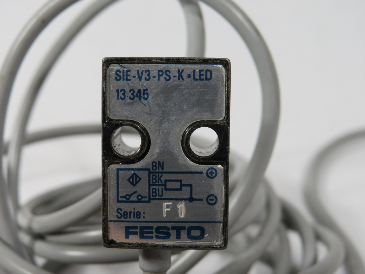 Festo 13345 SIE-V3-PS-K-LED Inductive Proximity Sensor 10-30VAC/DC 95" USED