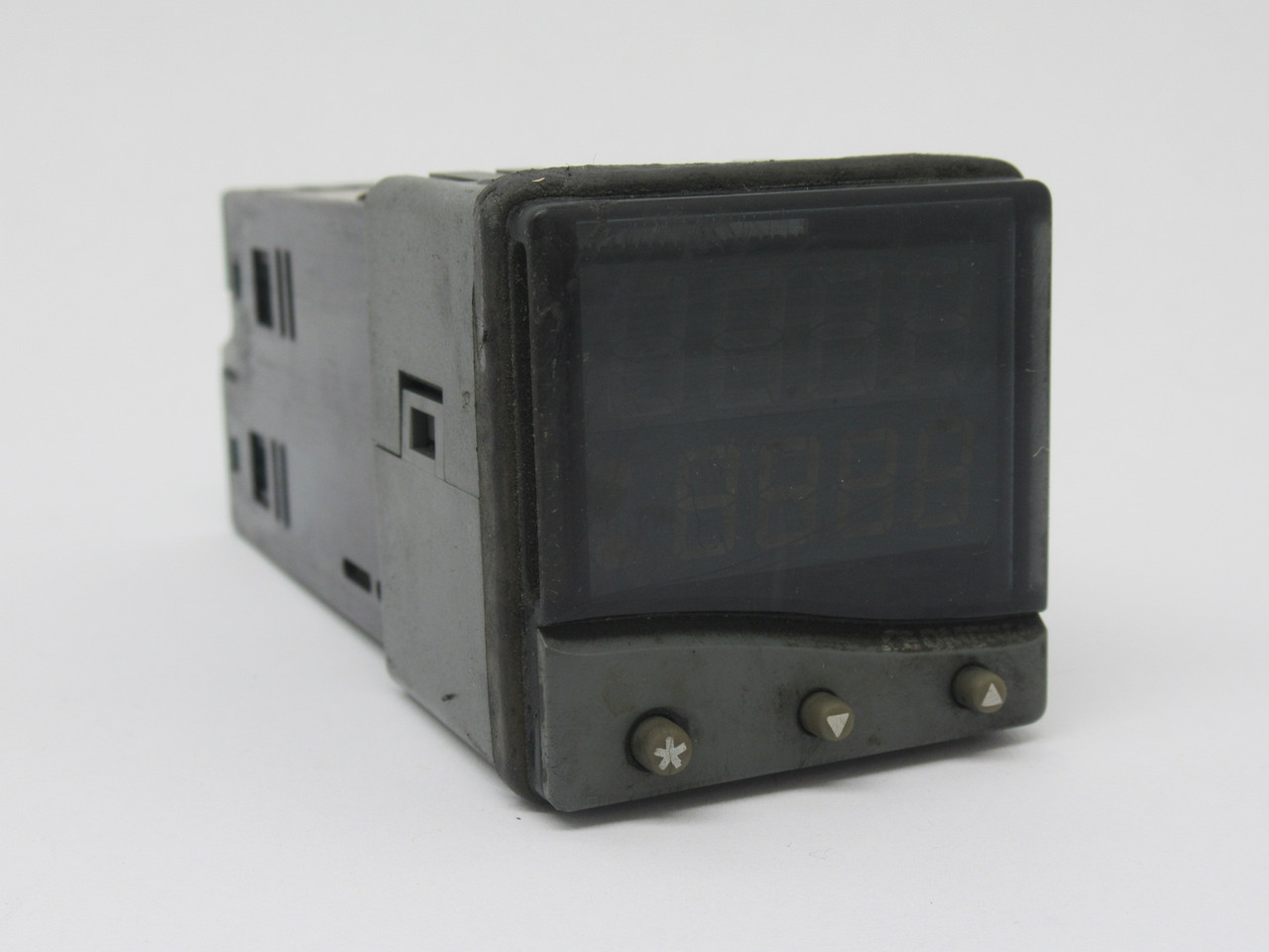 Omega Engineering CN9411 Dual Display Temperature Controller 100-240V USED