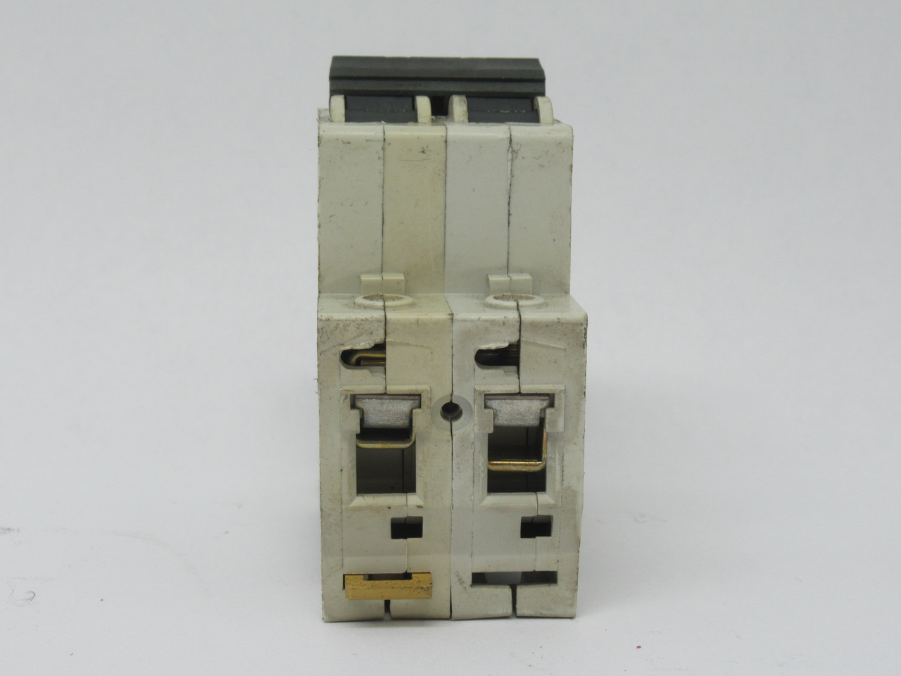 Merlin Gerin 21300 C45 Circuit Breaker 20A 415VAC 2-Pole USED