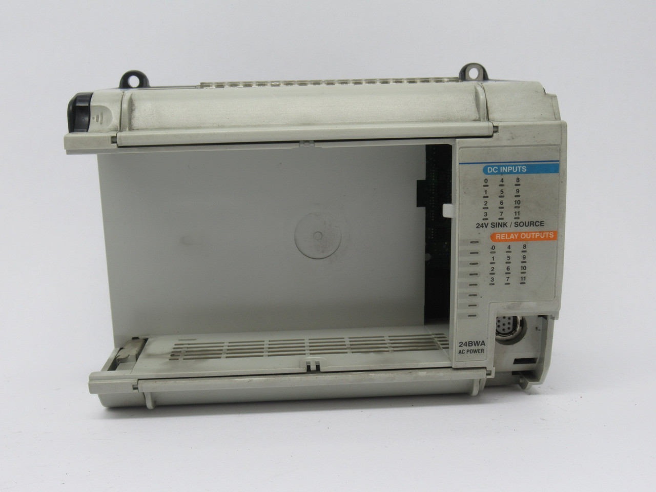 Allen-Bradley 1764-24BWA MicroLogix 1500 Base Unit Ser. B 100-240VAC USED