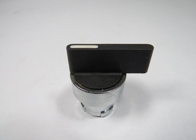 Telemecanique ZB2-BJ5 Lever Selector Switch Operator Only 3-Position USED