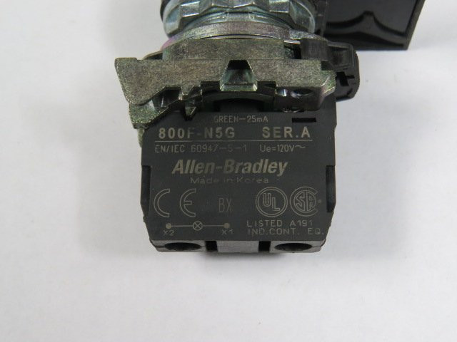 Allen-Bradley 800FM-P3 Green Pilot Light Operator w/ Light Module USED