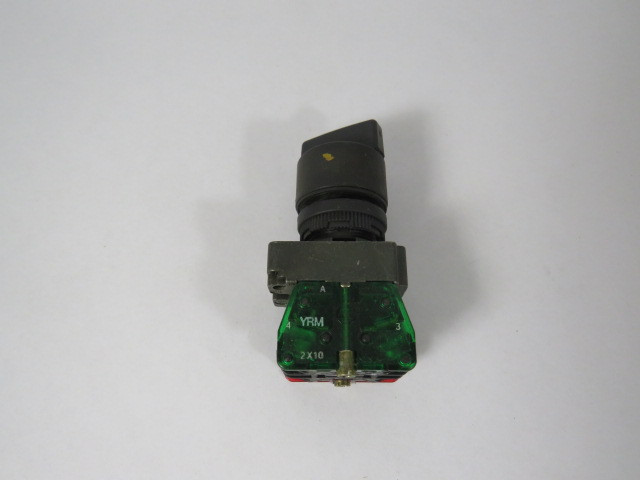 Allen-Bradley 800EP-SM22-2LX11 Selector Switch 1NO/1NC 2-Position USED