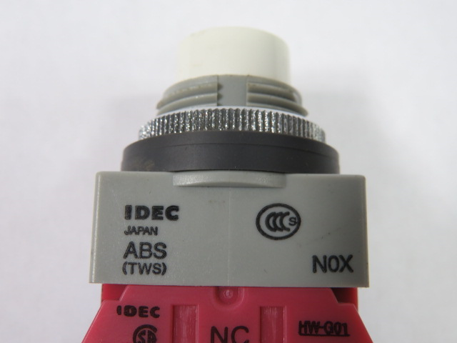 IDEC ABS222NW White Extended Push Button 10A 600V 2NO/2NC USED