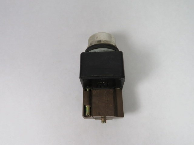 Square D 9001-KM1 Series A Light Module 110-120V 50/60HZ No Lens USED
