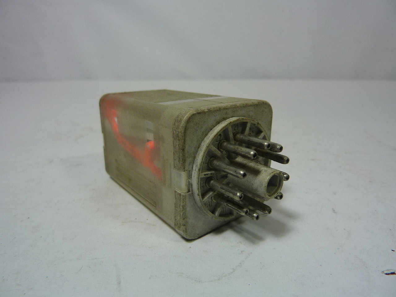 Allen-Bradley 700-HA33A24 General Purpose Relay 24VAC Series A USED