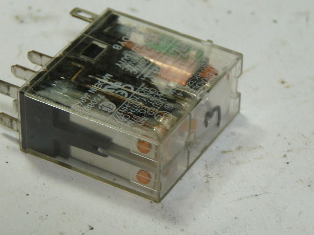 Allen-Bradley 700-HK32A1-4 General Purpose Relay 120VAC USED