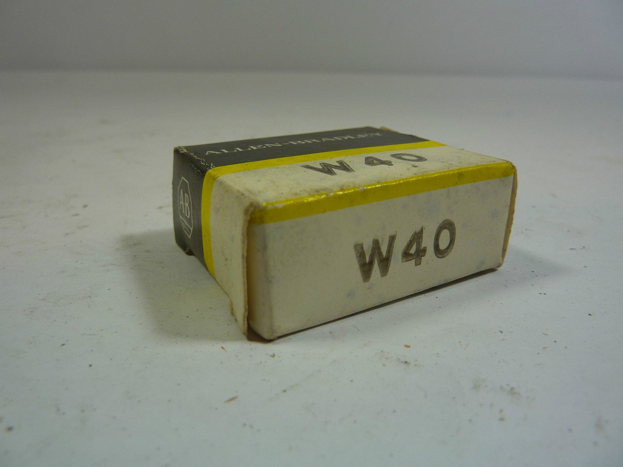 Allen-Bradley W40 Overload Relay Thermal Unit ! NEW !