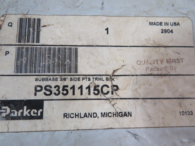 Parker PS351115CP Sub-Base 3/8" Side PTS Terminal Black USED