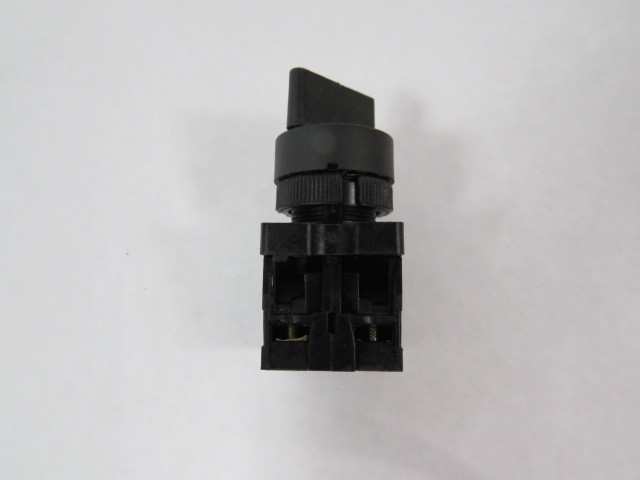 Telemecanique ZA2-BD2 Selector Switch 2NO 2-Position USED