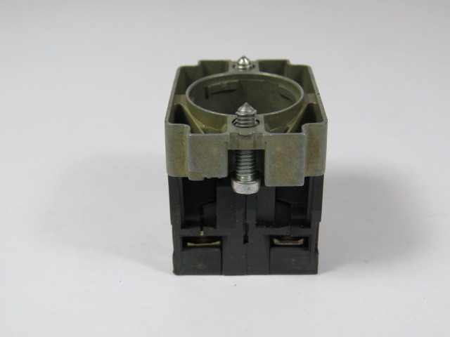 Telemecanique ZB2-BZ105 Contact Block w/ Mounting Base 1NO/1NC USED