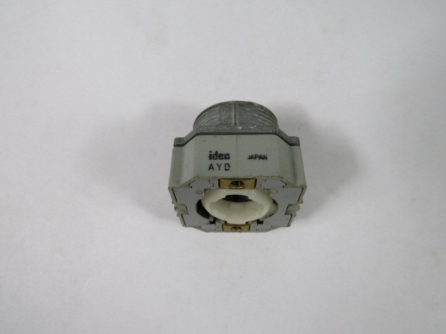 IDEC AYD-3100 Mushroom Push-Pull Operator No Button USED