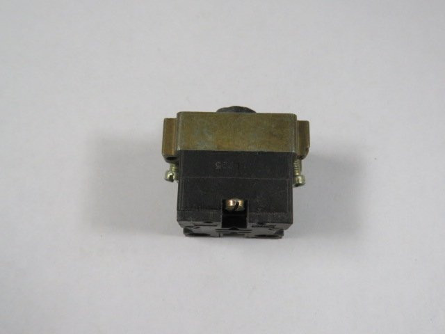 Telemecanique ZB2-BV6 Light Module With Mounting Base 400V 2.6W USED