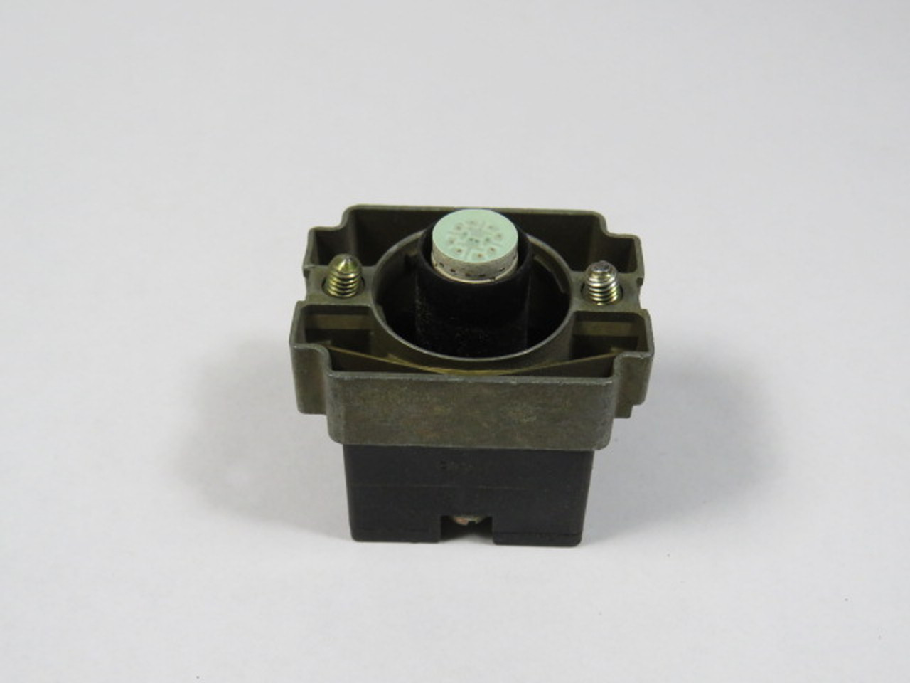 Telemecanique Z-BV6 Light Module w/ Mounting Base 400V LED Green USED