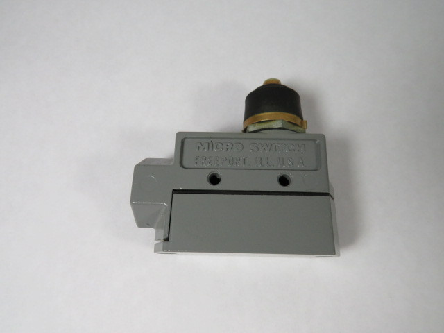 Microswitch BZE6-2RN28 Limit Switch 15A 125/250/480VAC ! AS IS !
