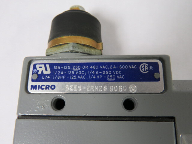 Microswitch BZE6-2RN28 Limit Switch 15A 125/250/480VAC ! AS IS !