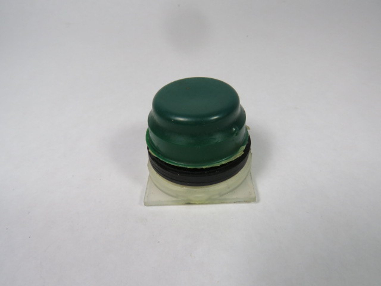 Square D 9001-KR3G Green Push Button w/ Boot Operator Only USED