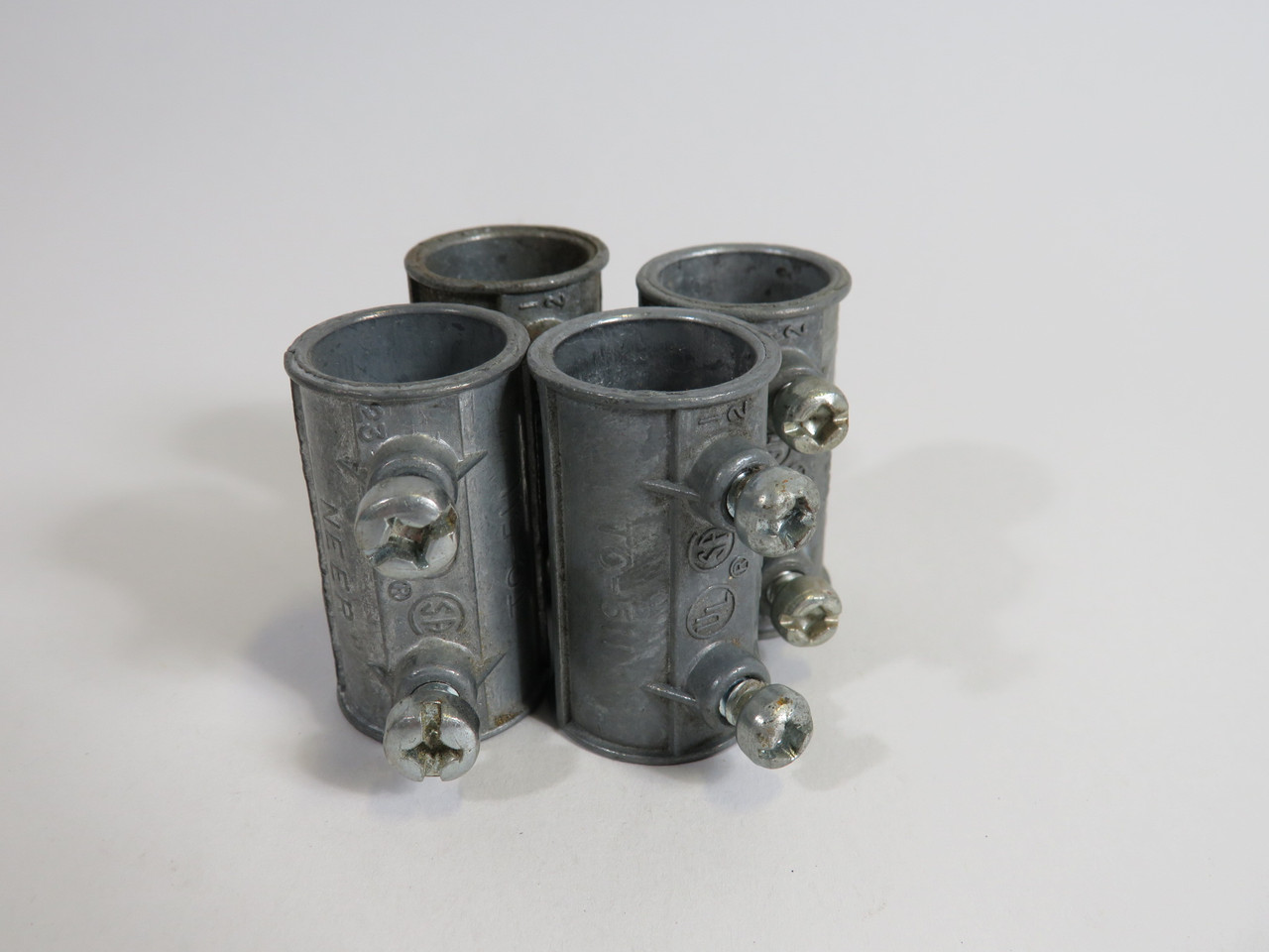 Neer TC-511 Zinc EMT Set Screw Coupling 1/2"T 1-1/2"OD 1-1/2"L Lot of 7 USED