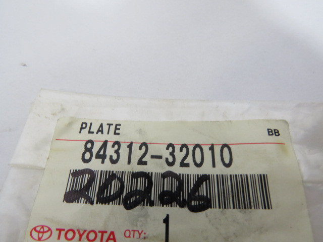 Toyota 84312-32010 Horn Contact Plate ! NWB !