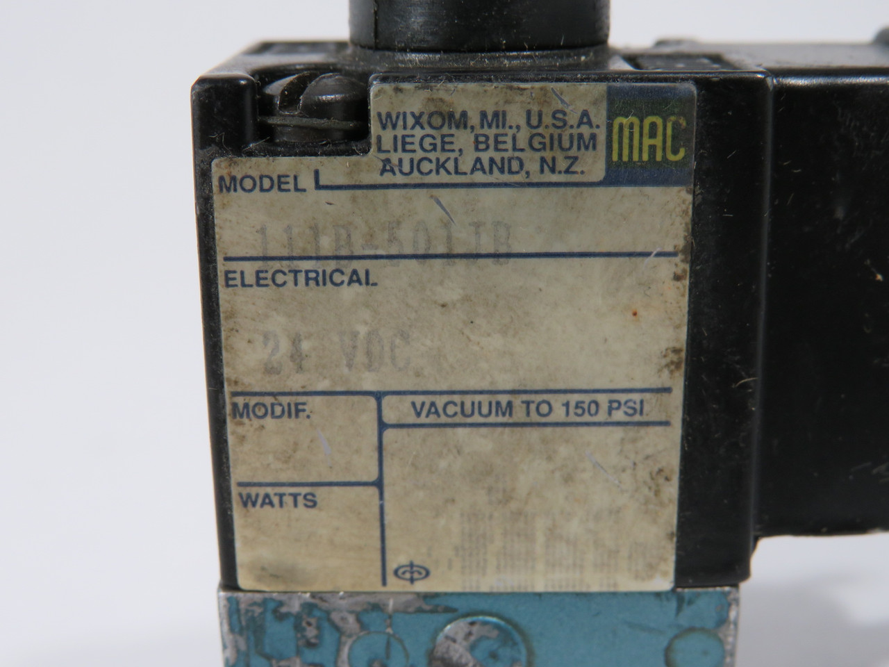 MAC 111B-501JB 3/2-Way Solenoid Valve 24VDC 1/8" NPT SHELF WEAR USED