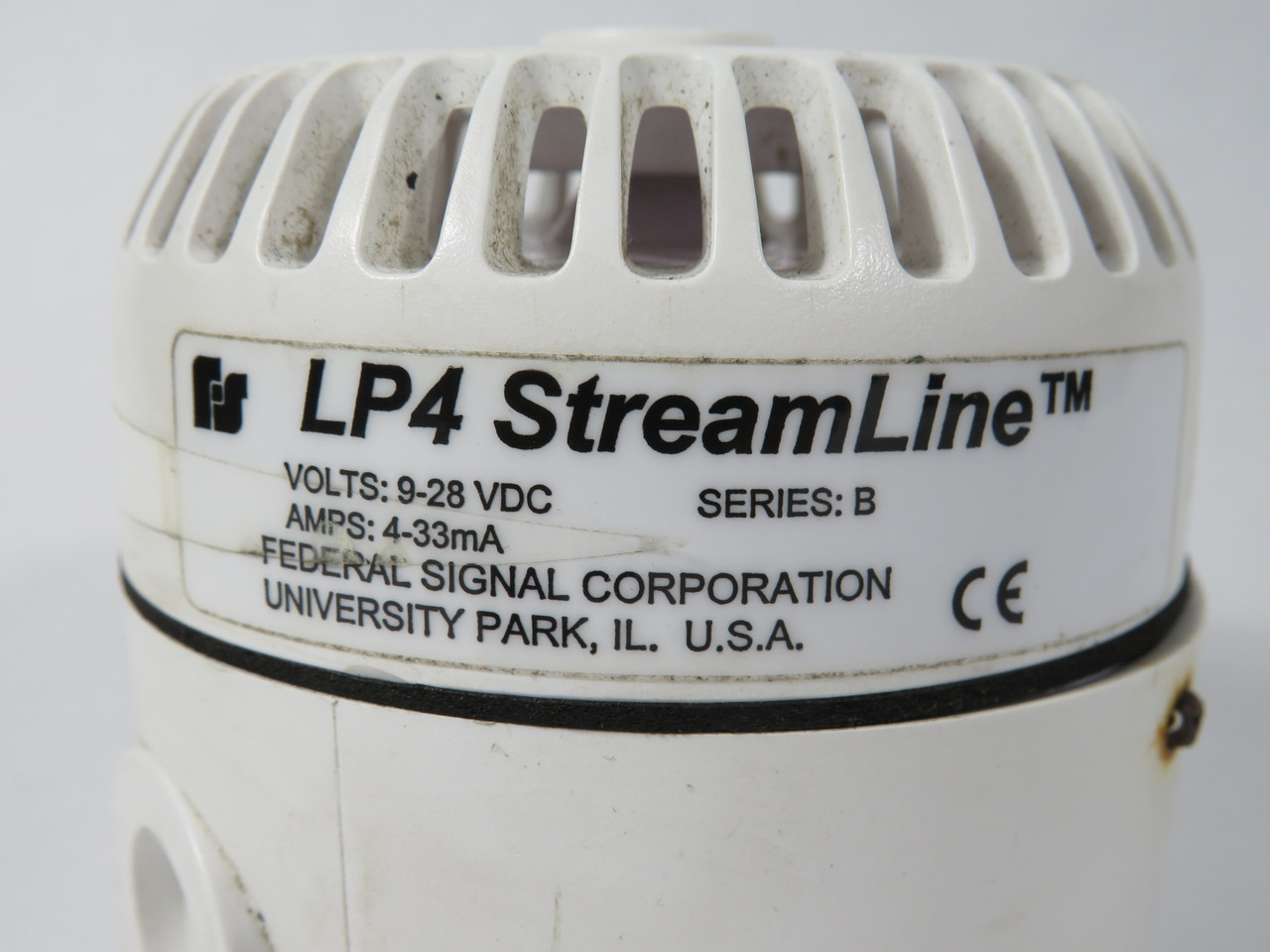 Federal Signal LP4-09-028 Series B Low Profile Sounder 9-28VDC COSMETIC DMG USED