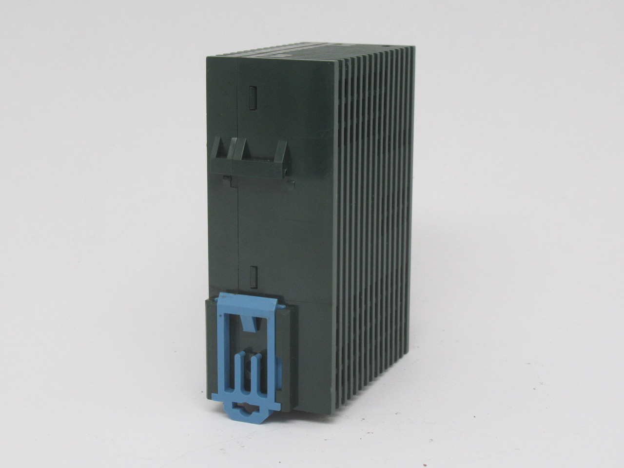 Panasonic FP0-PSA4 Power Supply Unit 24VDC 0.7A Out 100-240VAC 0.5A In USED