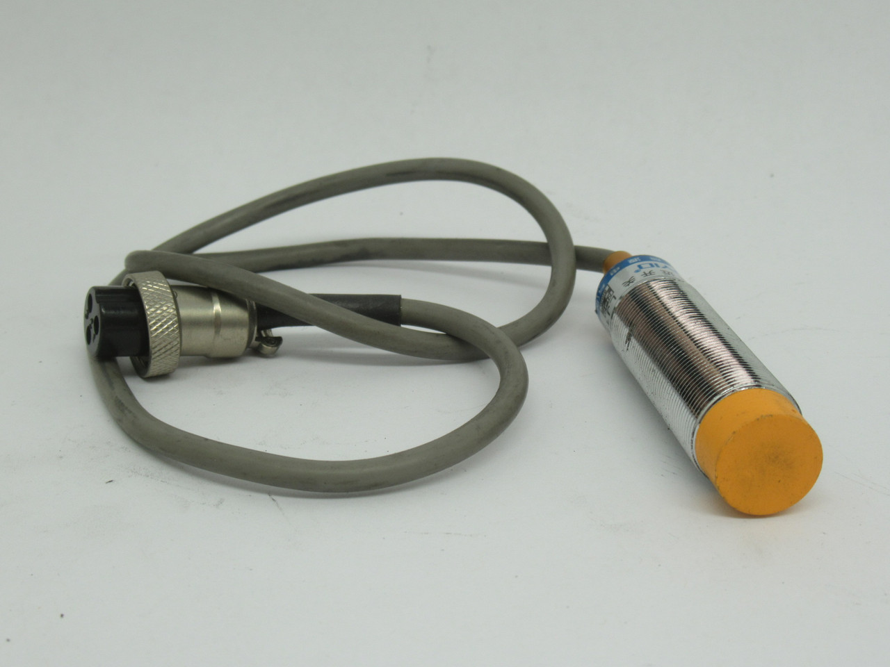 JYIO LJ18A3-8-Z/BX Inductive Proximity Sensor NPN 8mm Range 6-36VDC 300mA USED