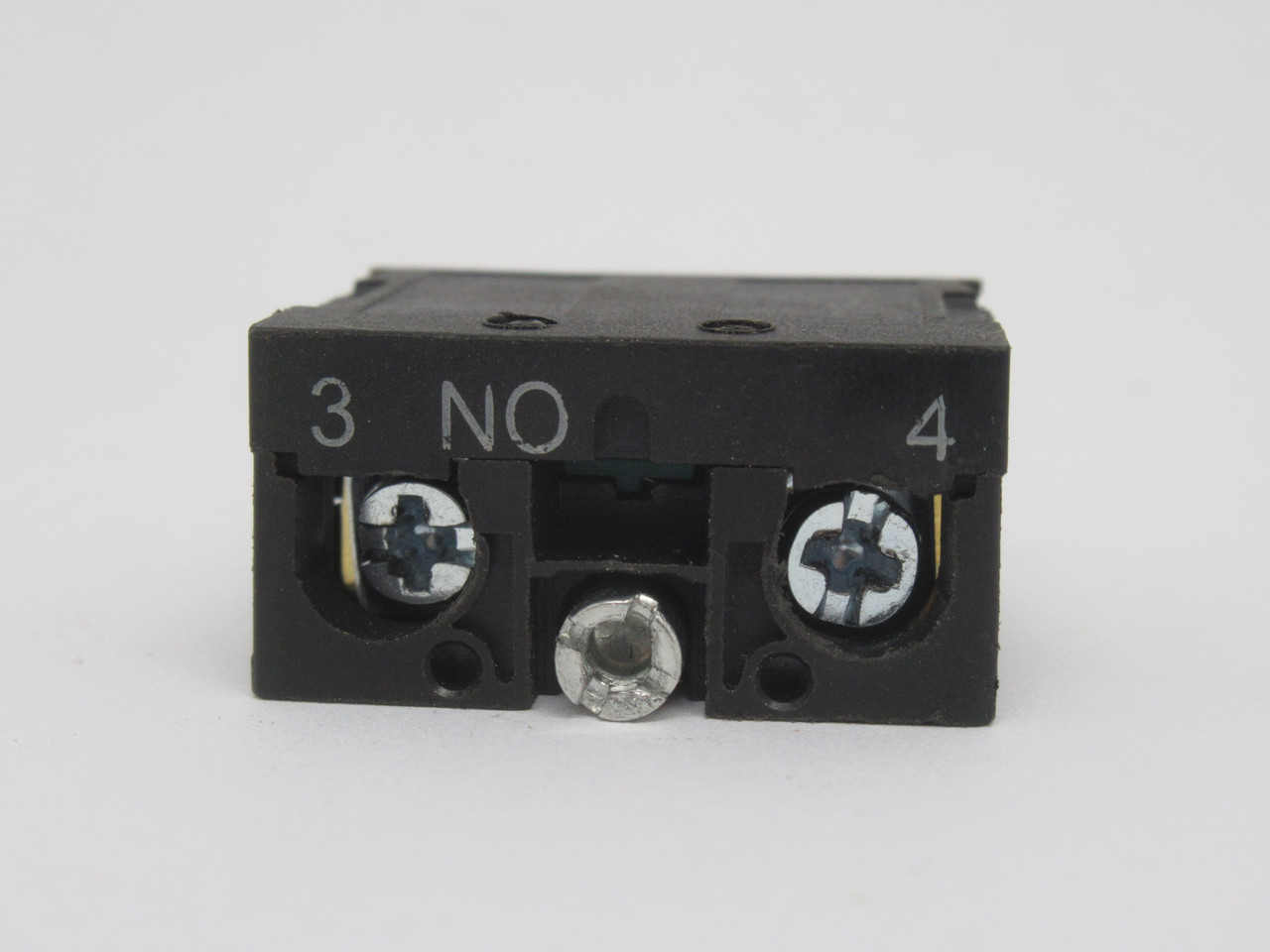 Generic ZB2-BE101C Contact Block 1NO 600V 10A Green Plunger USED