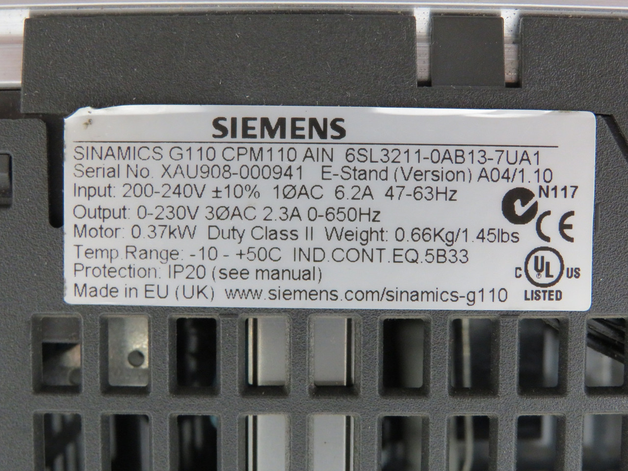 Siemens 6SL3211-0AB13-7UA1 SINAMICS Inverter AC Drive LIFTING CASE USED