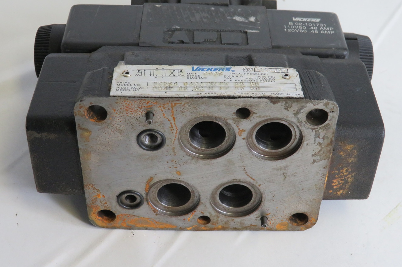 Vickers 02-127391 DG5S4-042C-TM-FW-B5-60 Directional Control Valve 3000 psi USED