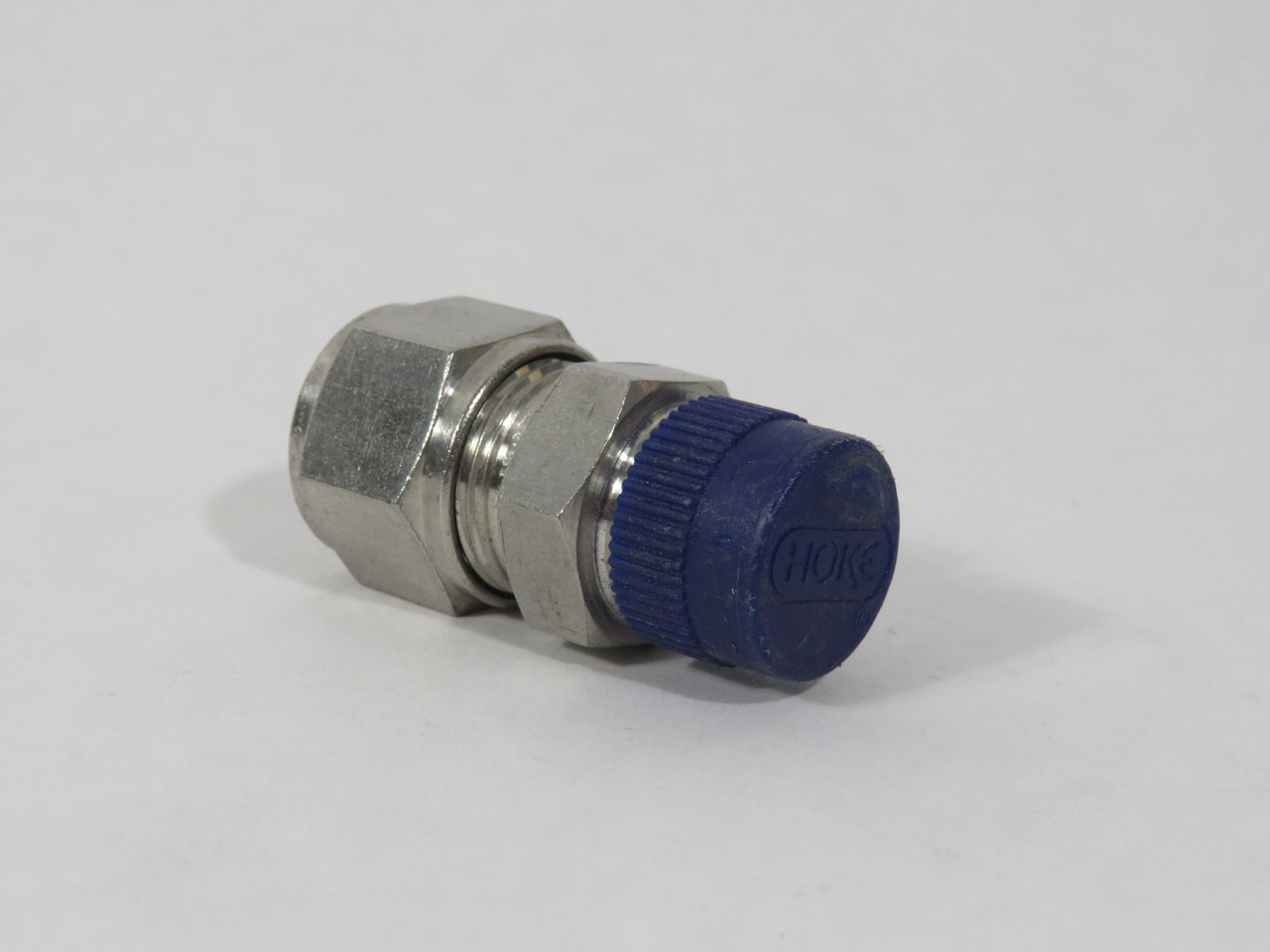 Hoke 8CM6316 Gyrolok Male Connector 1/2" Tube OD 3/8" NPT SHELF WEAR NOP
