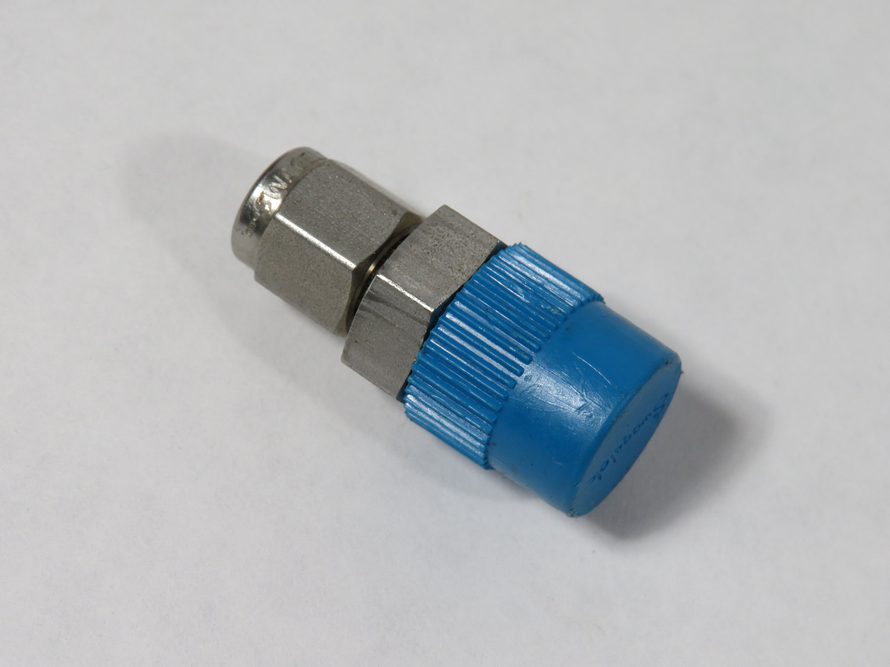 Swagelok SS-200-1-4 Male Connector 1/8" Tube OD 1/4" NPT SHELF WEAR NOP