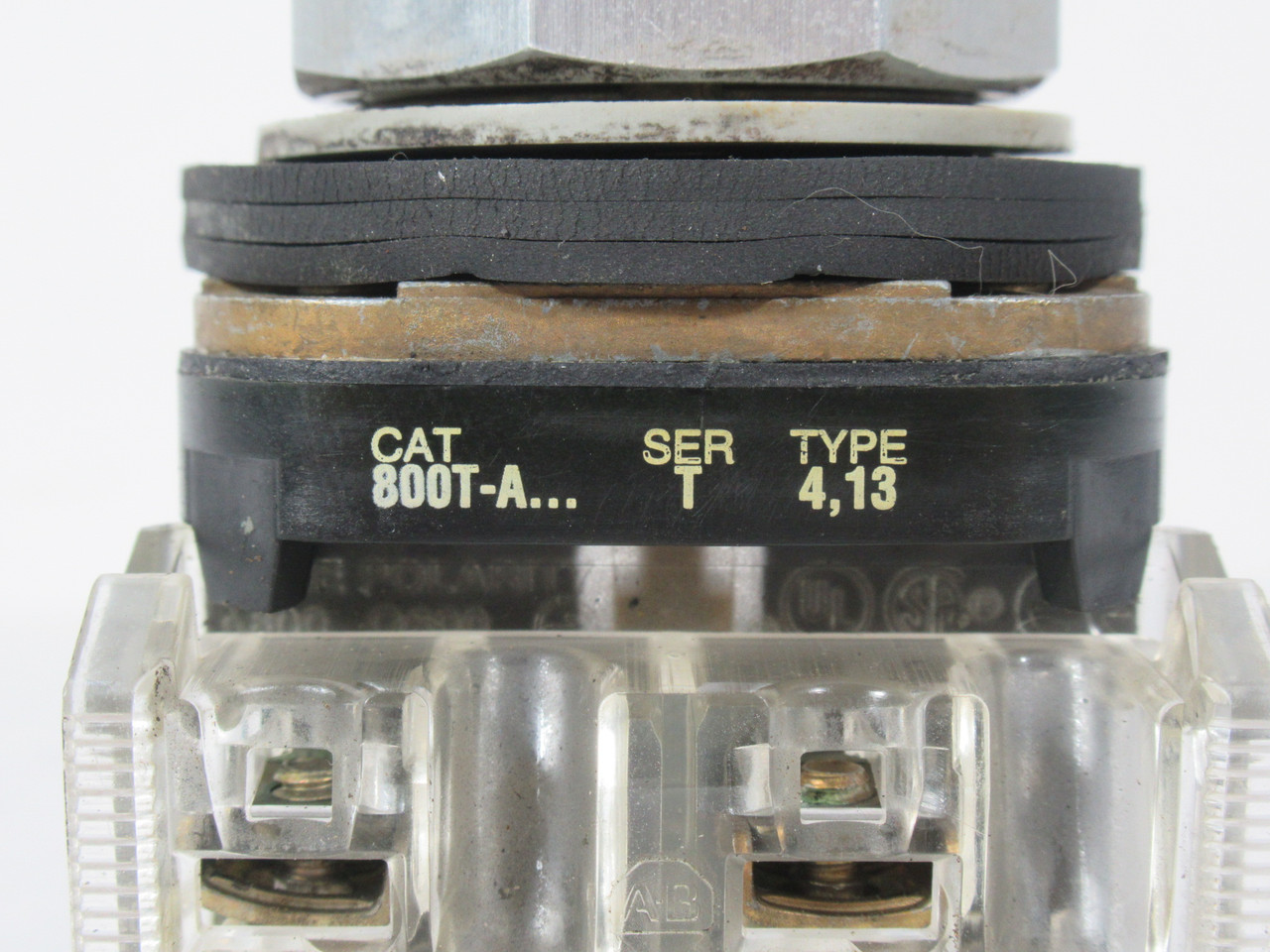 Allen-Bradley 800TC-A6A Momentary Contact Push Button Ser.T 1NC 1NO Red USED