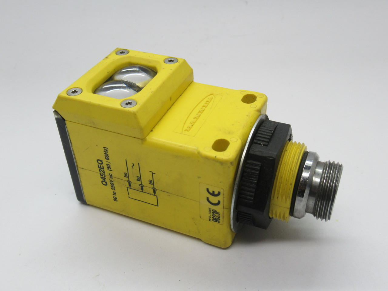 Banner Q452EQ Photoelectric Sensor Emitter 90-250VAC 13mm Beam 60m Range USED