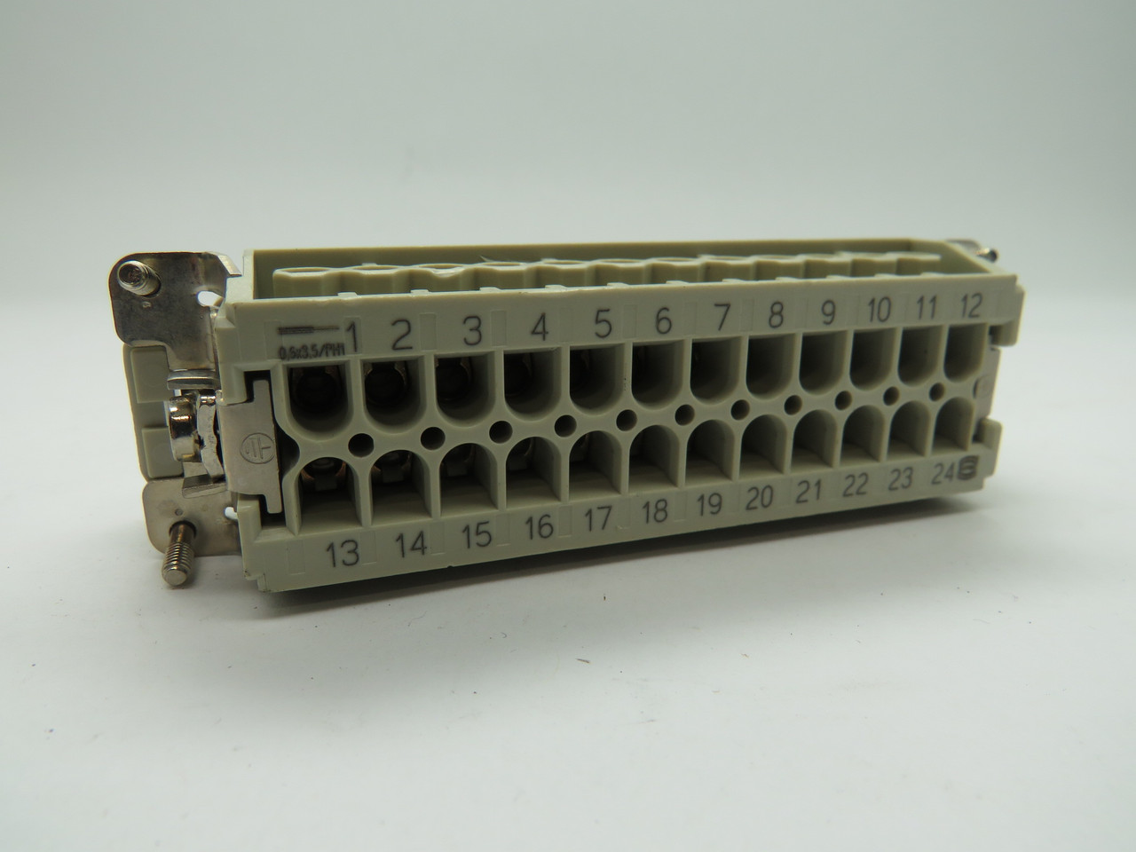 Harting 09330242601 Male Connector 16A 500V Size 24B DAMAGED BAG NWB