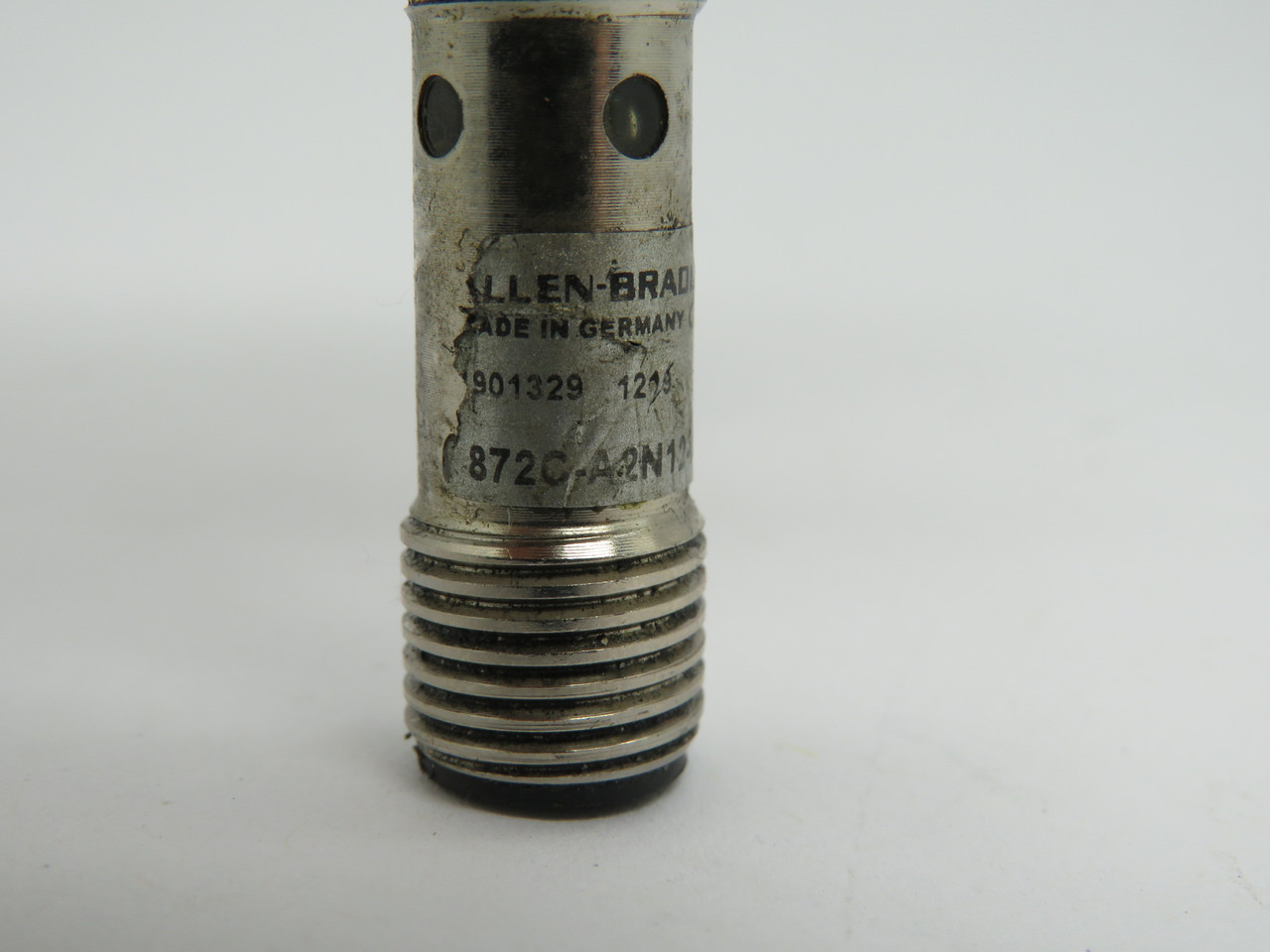 Allen-Bradley 872C-A2N12-R3 Inductive Proximity Sensor 20-250V 300mA 2mm USED