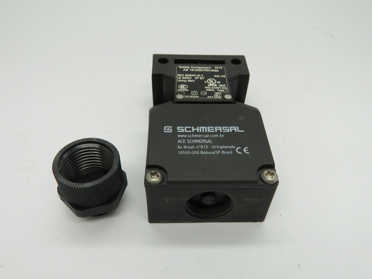 Schmersal AZ 16-03ZVRK-M20 Interlock Safety Switch M20x1.5 Cable Entry NEW