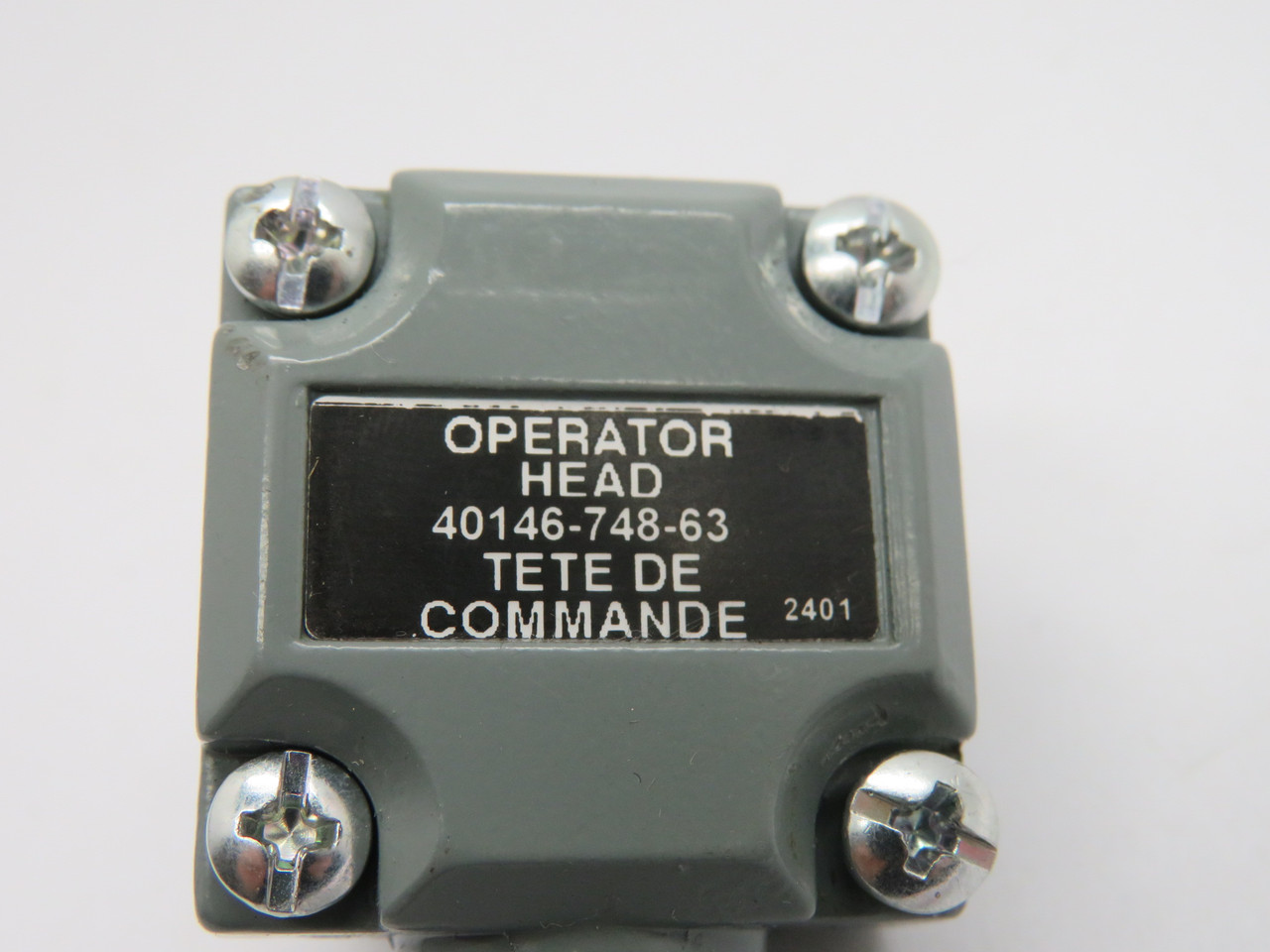 Allen-Bradley 40146-748-63 Side Rotary Operator Head for Limit Switch USED