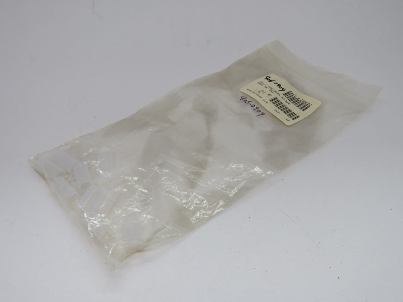 Nordson 249507 Wear Tube Holder for Powder Feed Pump Lot of 10 NWB