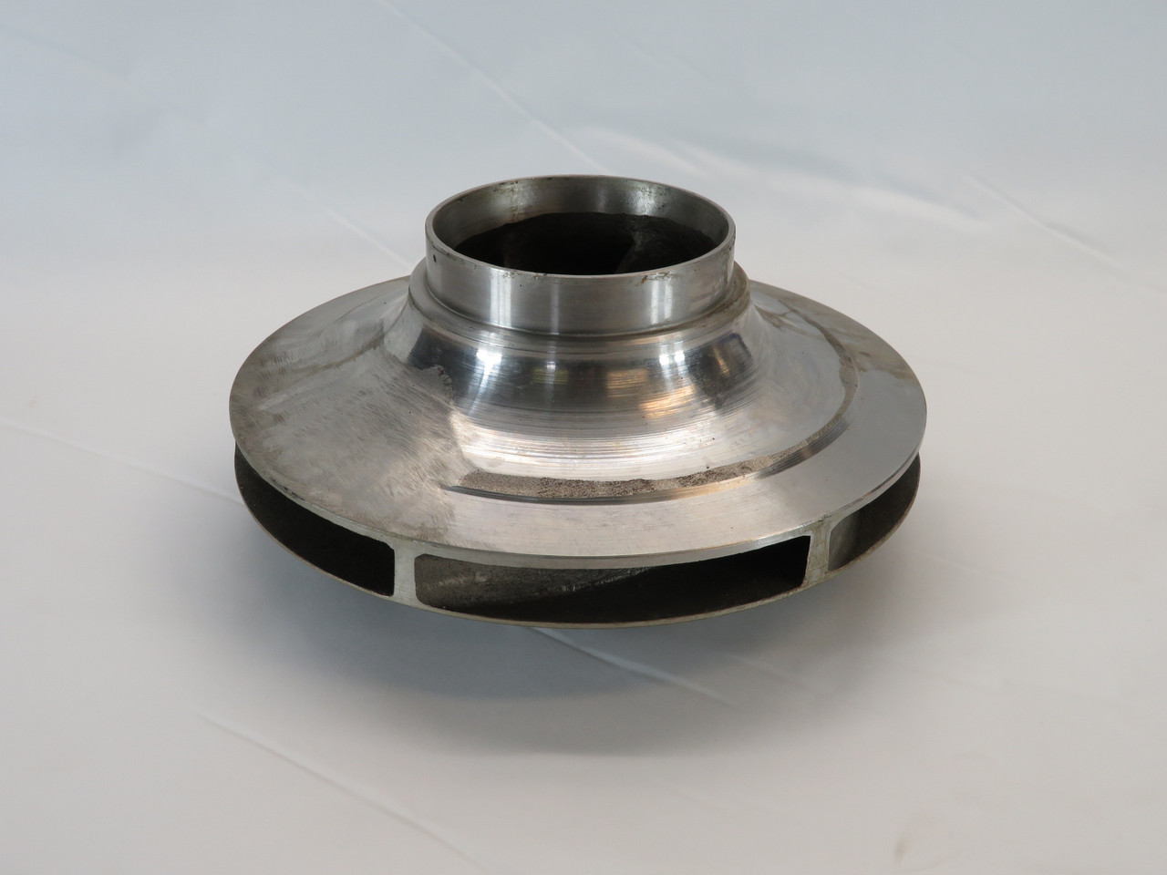 Generic 002-1611C-218 6-Vane Shrouded Impeller CF8M 1-1/4" Bore USED