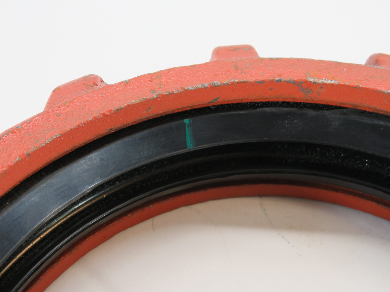 Victaulic Style 77 Flexible Pipe Coupling 6" 168.3mm SHELF WEAR NOP