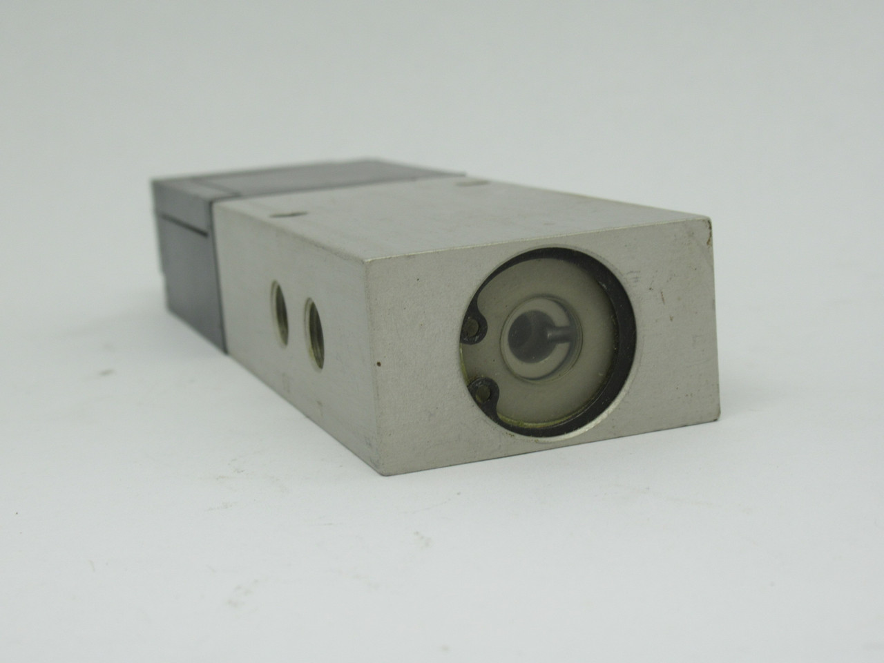 Festo 151693 MPYE-5-1/8-HF-010 Directional Control Valve 0-10bar 0-145psi USED