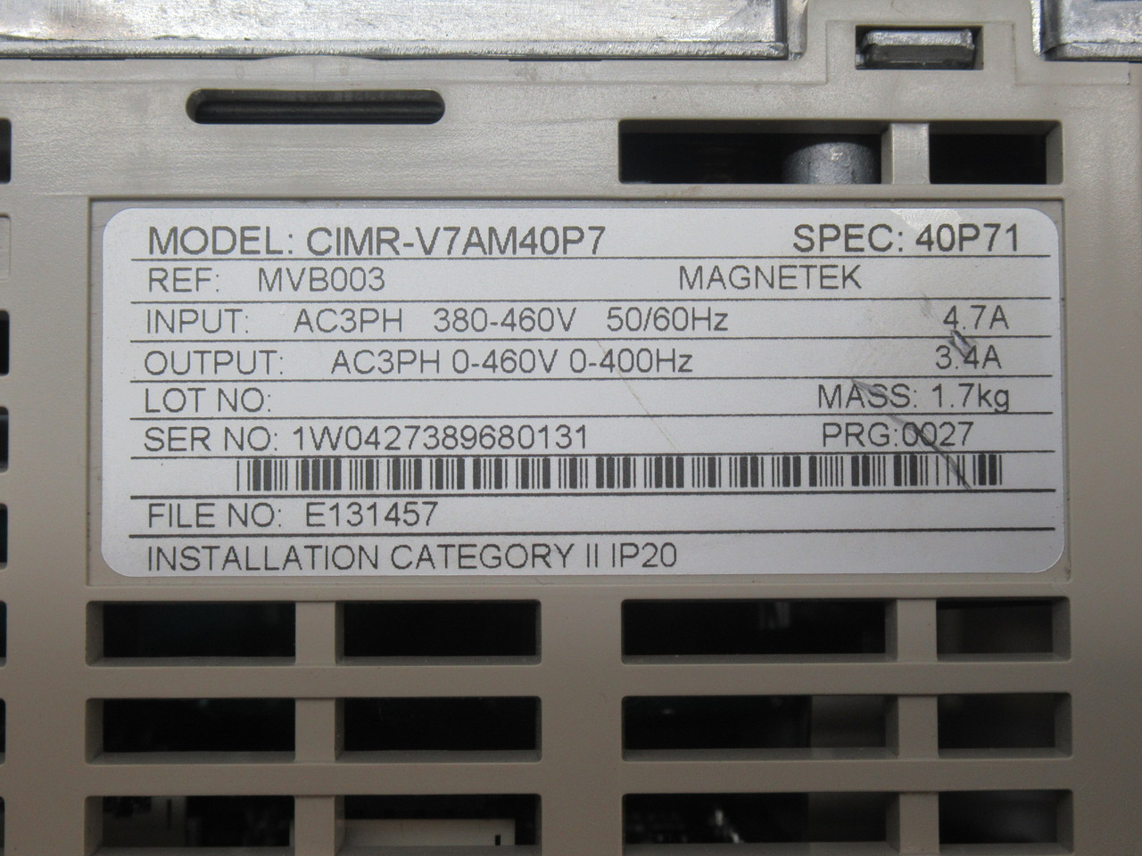 Yaskawa CIMR-V7AM40P7 Compact AC Drive 0.75kW 3PH 0-460V 3.4A 0-400Hz USED
