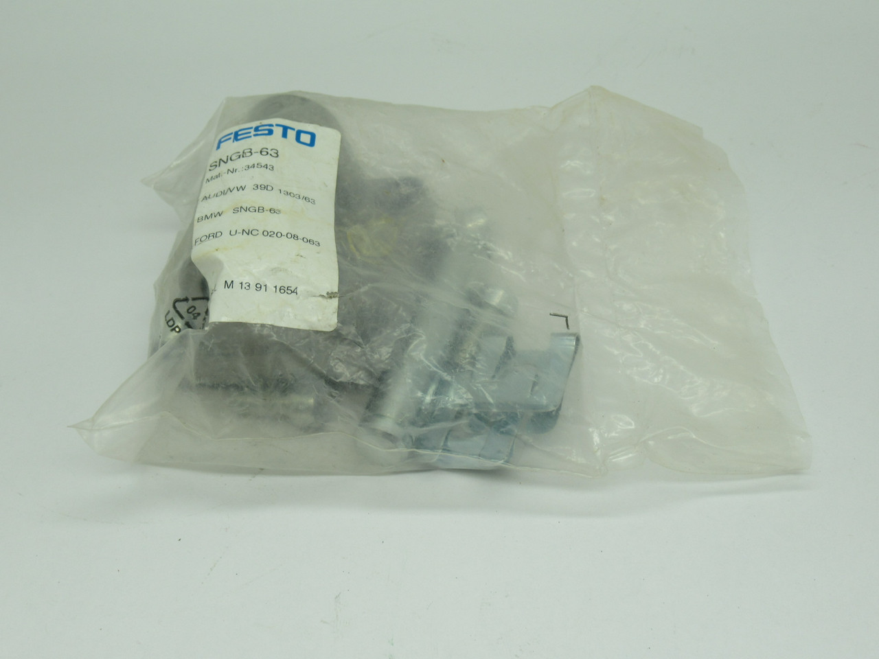 Festo 34543 SNGB-63 Swivel Flange Size 63 *RIPPED BAG* NWB