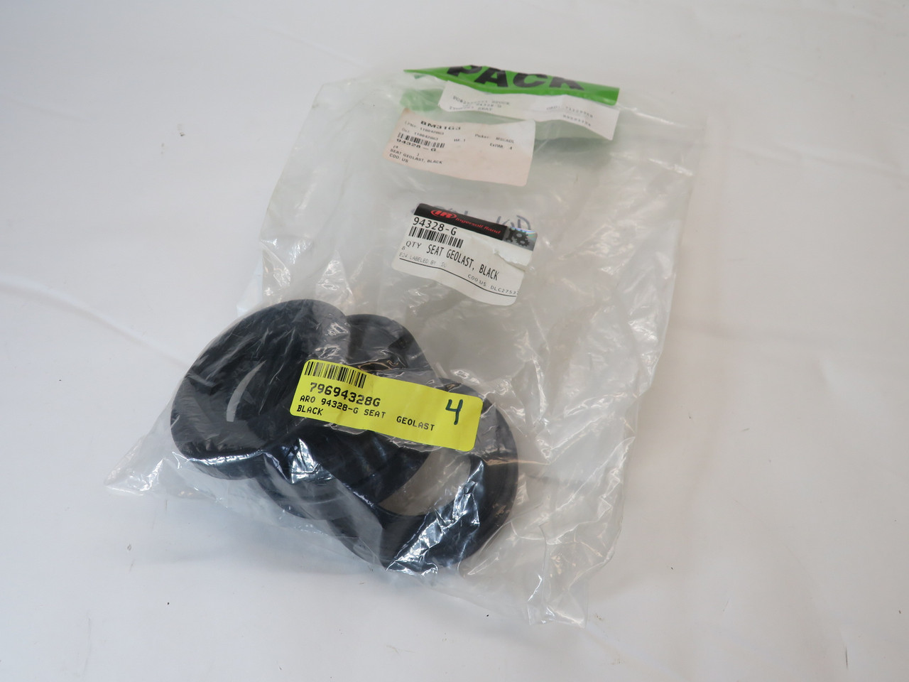 Ingersoll-Rand 94328-G Geolast Seat for Diaphragm Pump Lot of 4 NWB