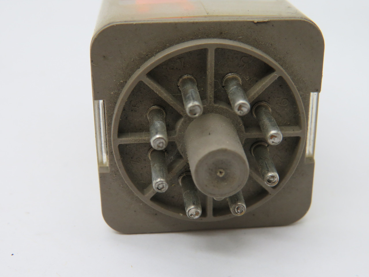 Allen-Bradley 700-HA32A1-1-4 Series B Relay 120VAC 10A 8-Pin USED