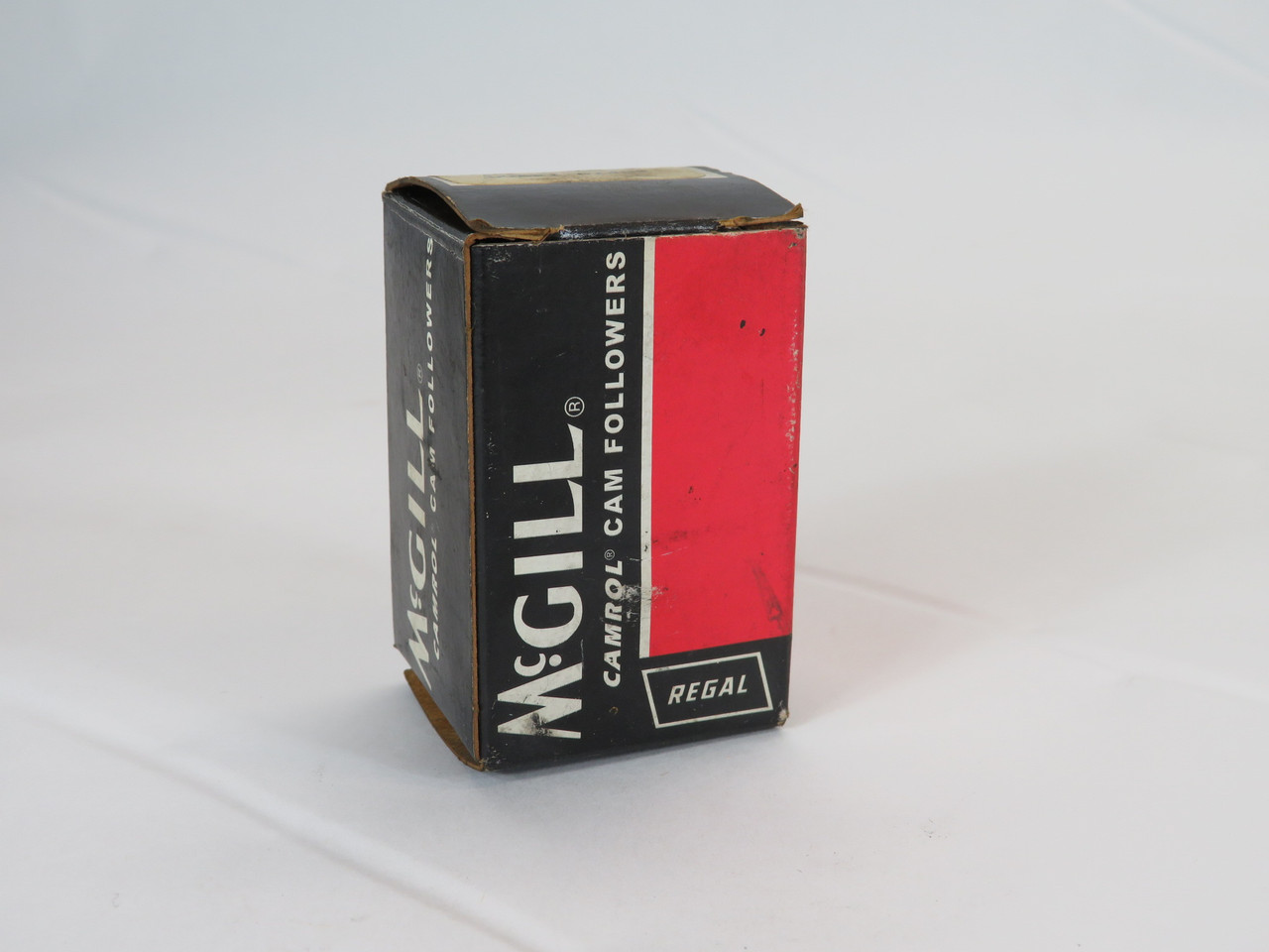 McGill CF-1-1/2-SB Cam Follower Bearing 1-1/2" Roller D 7/8" W  NEW