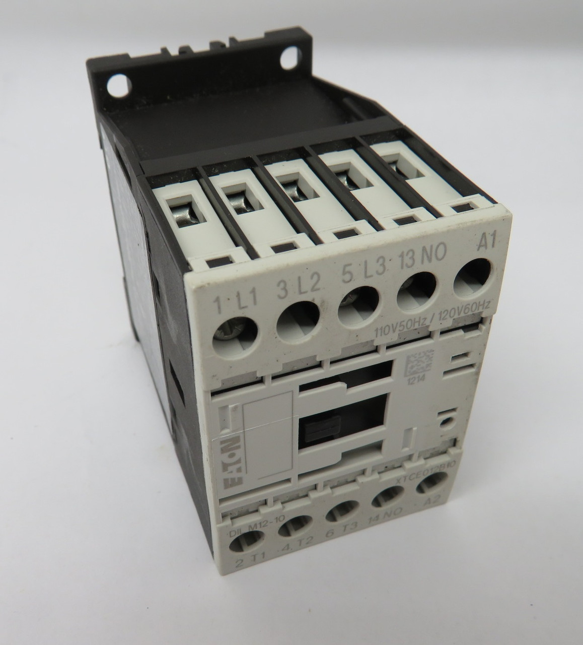 Eaton XTCE012B10A DILM12-10 Contactor 110/120V 50/60Hz USED