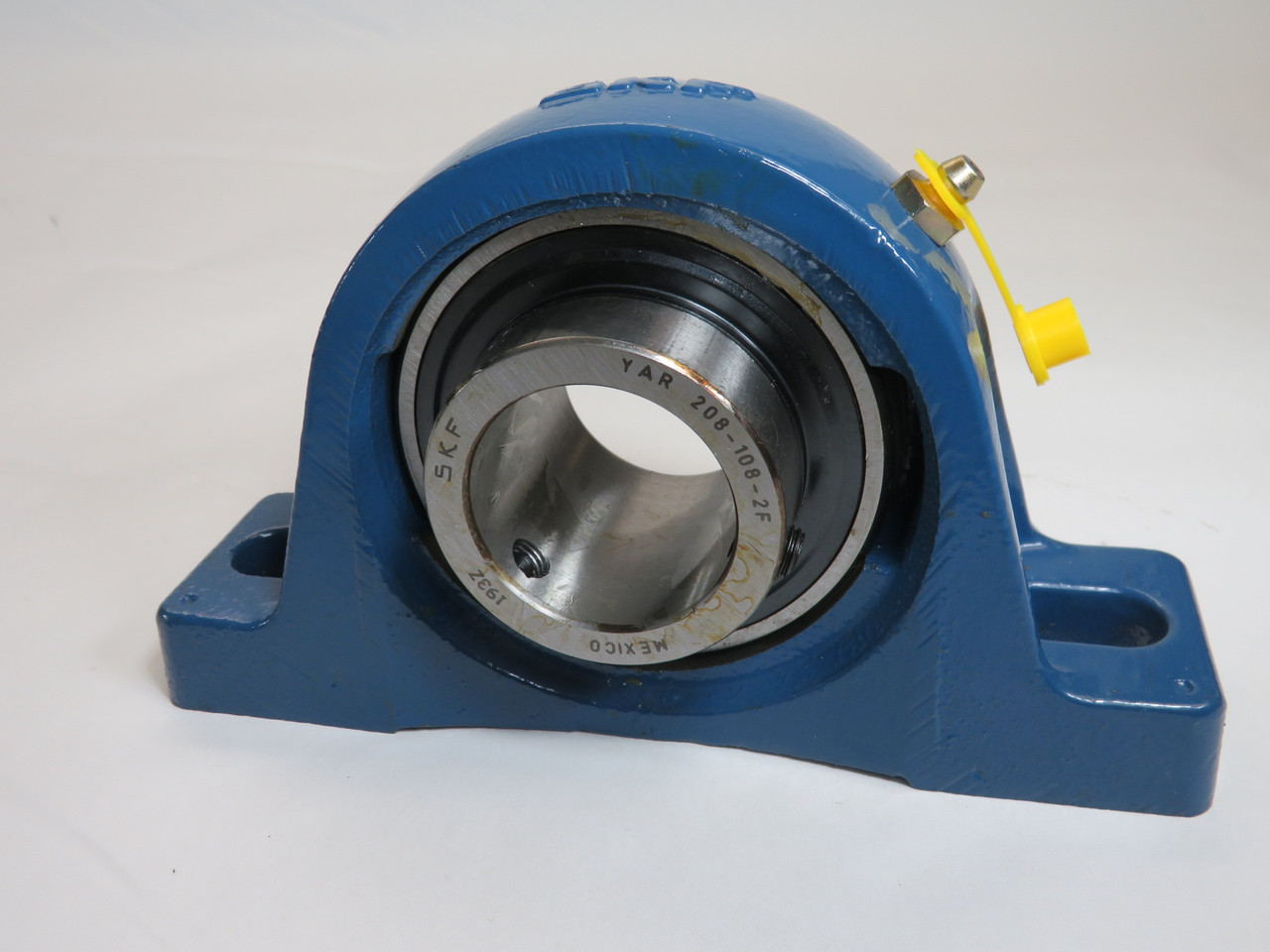 SKF SY1.1/2TF Pillow Block Bearing 2-Bolt 1-1/2" Bore STAINED BOX NEW