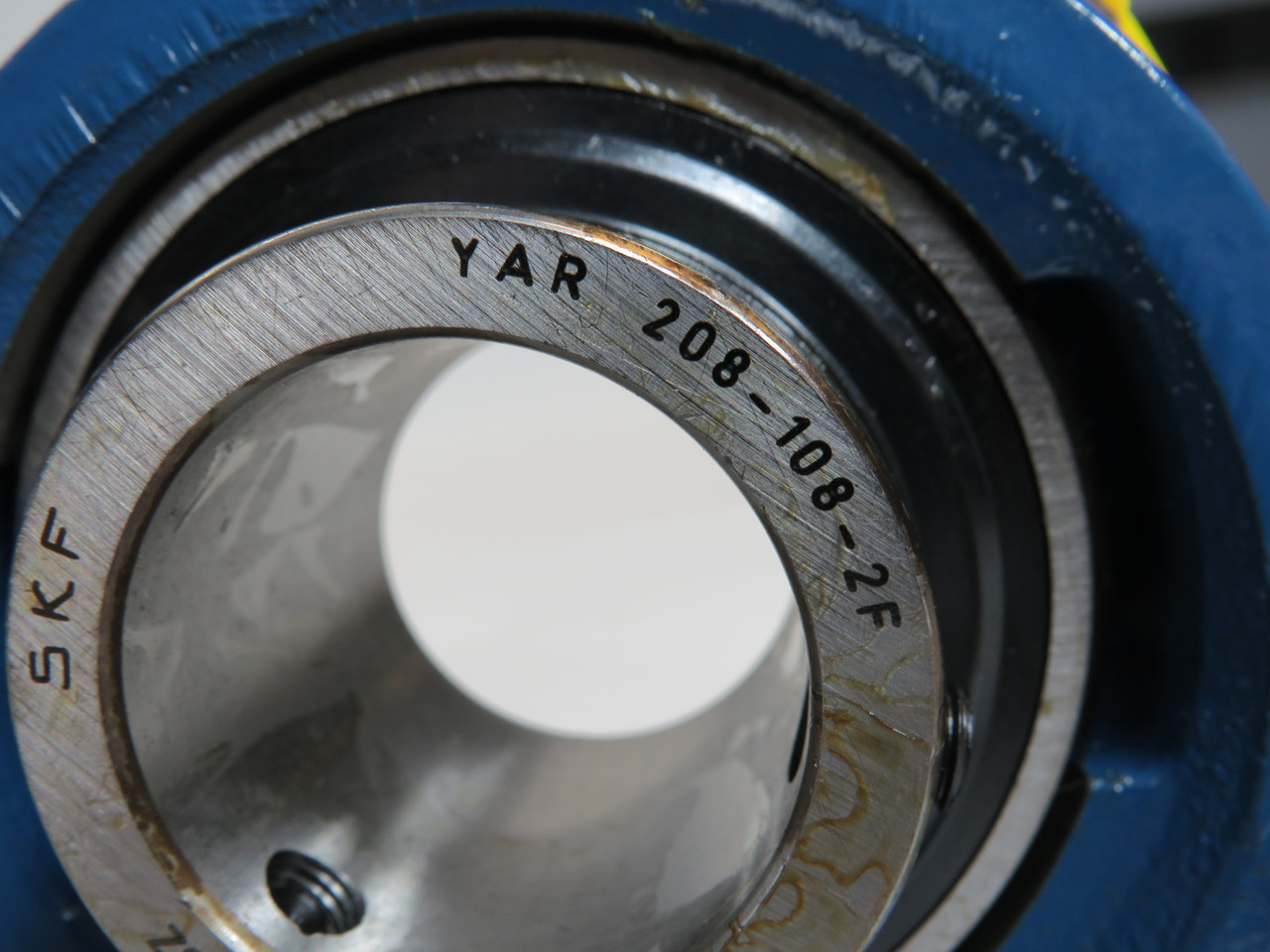 SKF SY1.1/2TF Pillow Block Bearing 2-Bolt 1-1/2" Bore STAINED BOX NEW